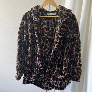 Women’s animal print Robe